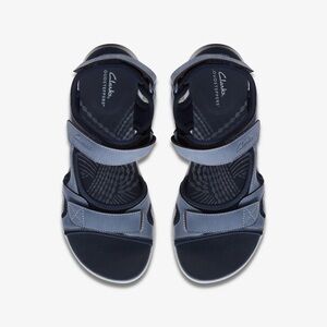 NEW Women’s Clarks Mira Bay Denim Blue Sandals 7.5